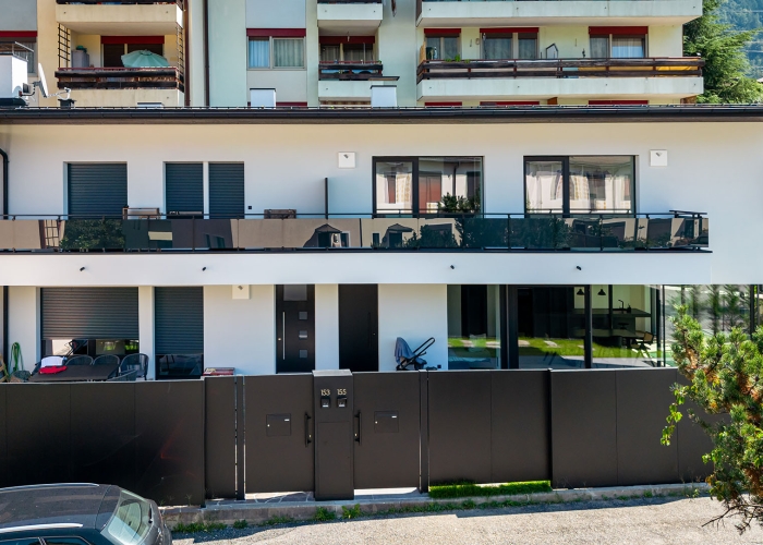 Mehrfamilienhaus in Milland